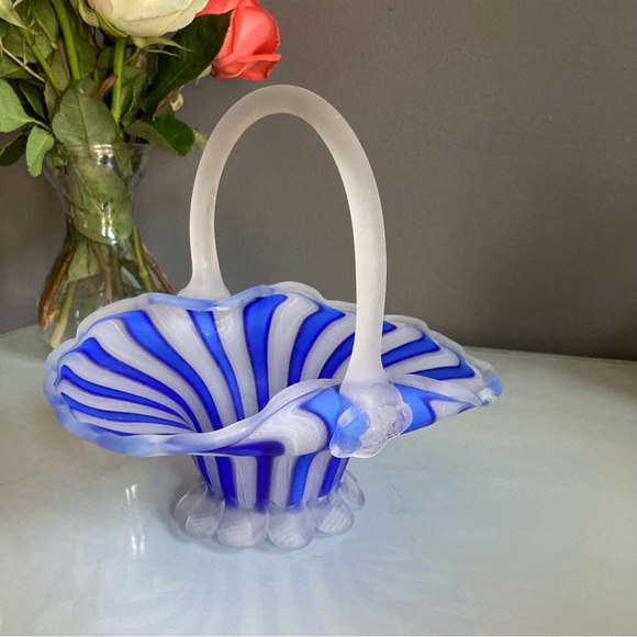 Vintage Frosted Murano Glass Basket
